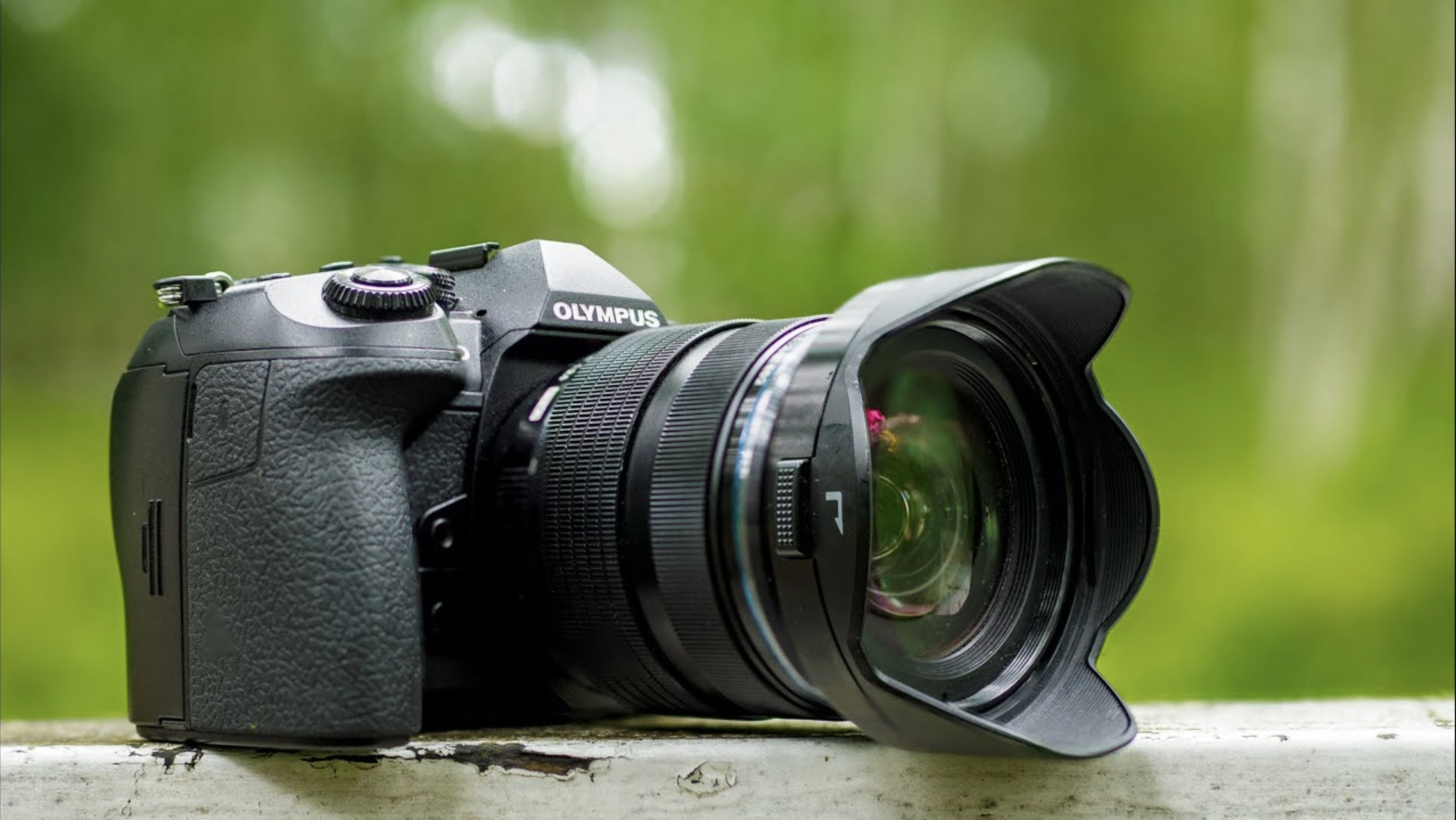 Olympus E-M1 MKII 12-40mm f2.8 PRO KIT – [Great deal with a DISCOUNT code]