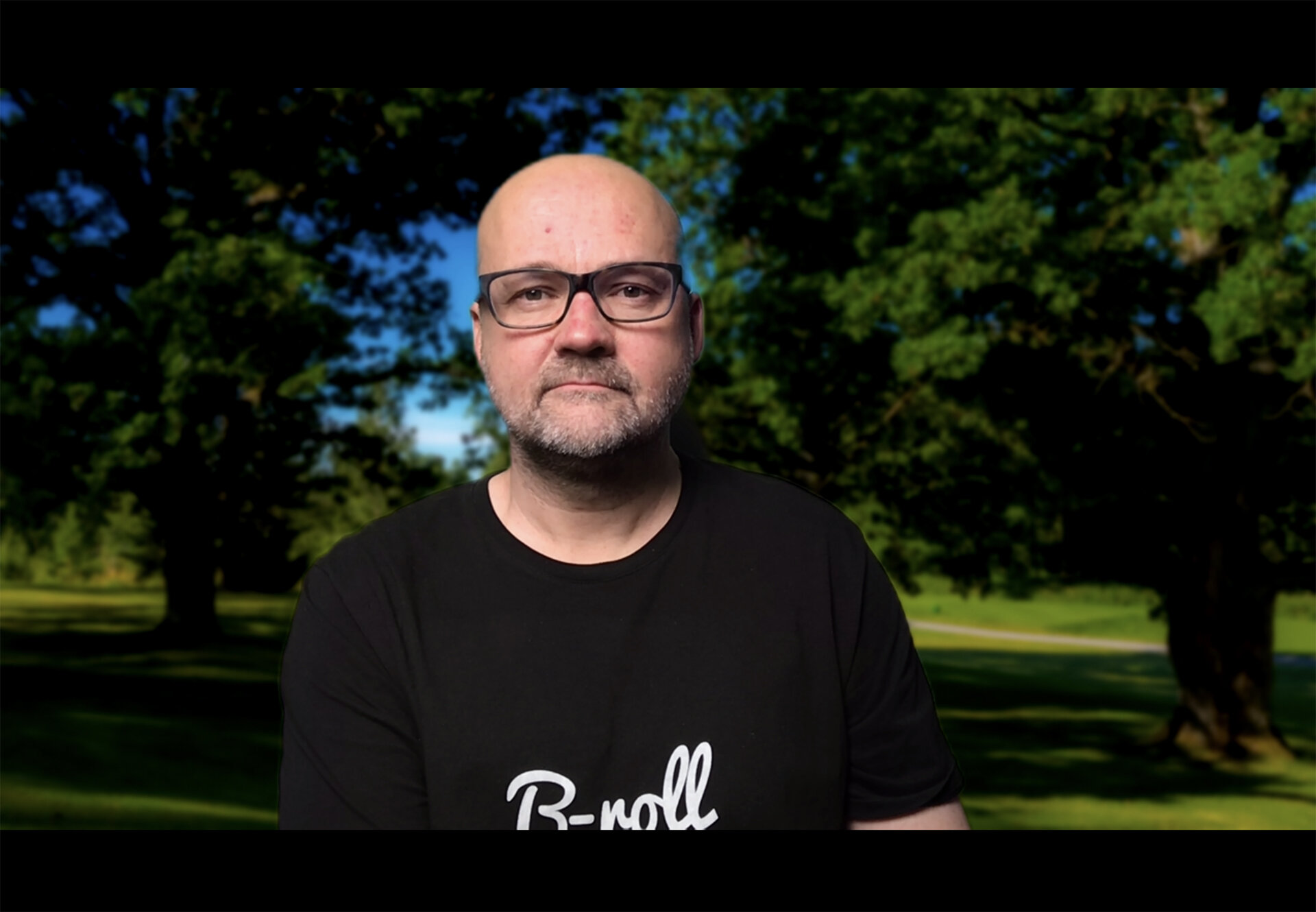On this one I had a green screen and it looks a lot better. The shape of my head is not skewed like it is with out a green screen.